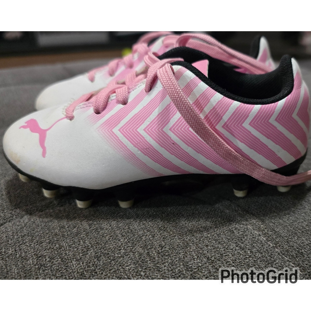 Stylish Pink and White Soccer Cleats